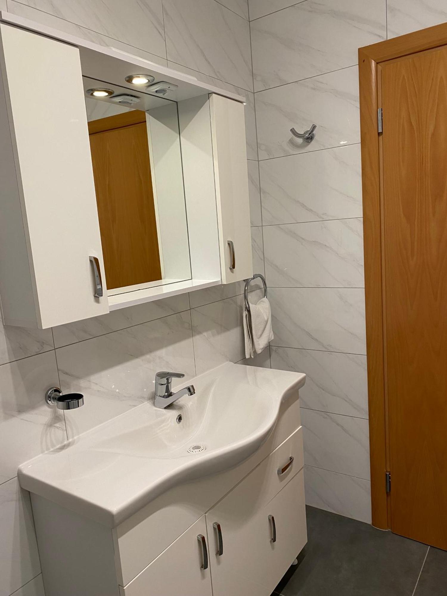 Villa Jasmin Бол Экстерьер фото