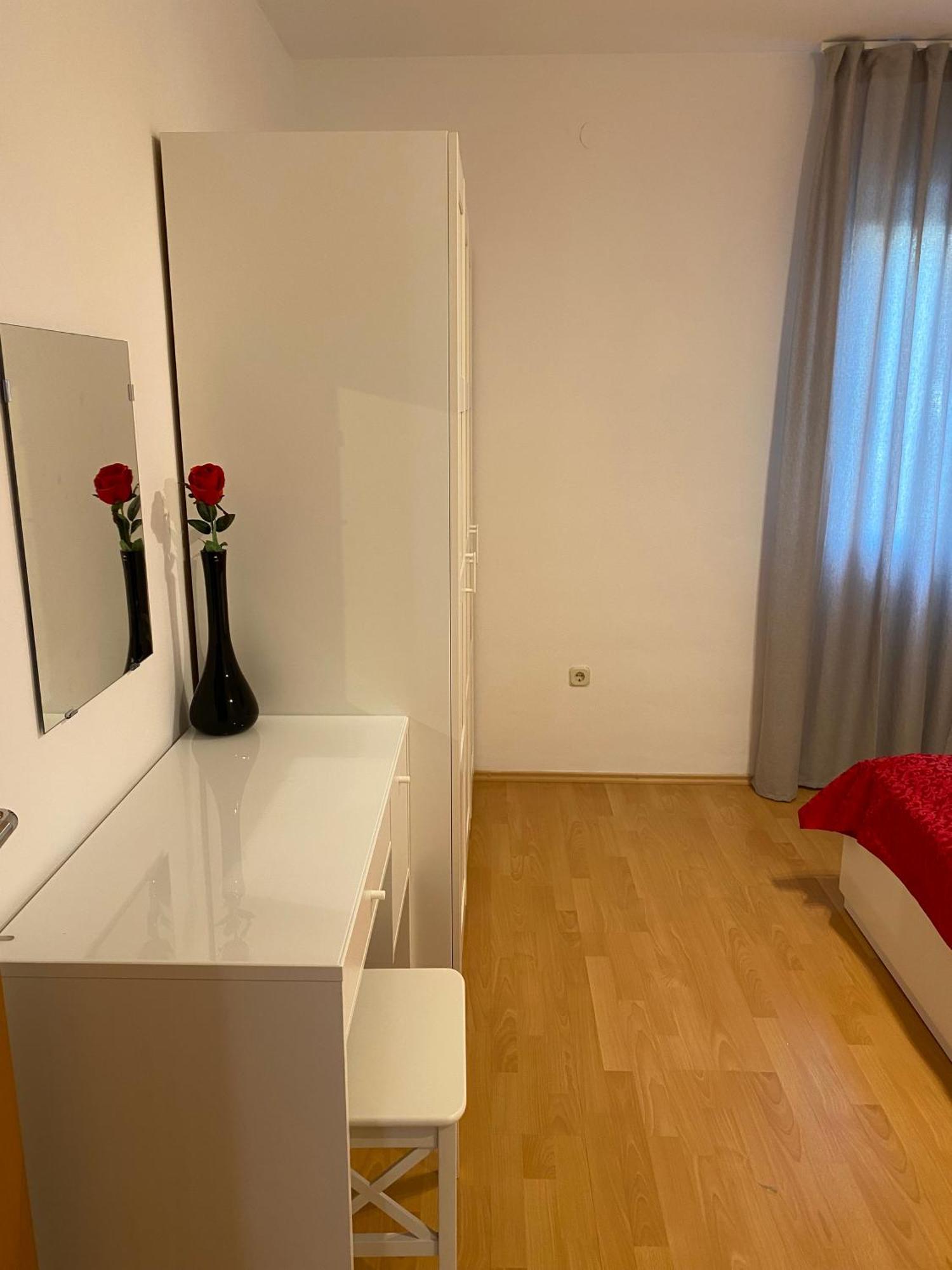 Villa Jasmin Бол Экстерьер фото