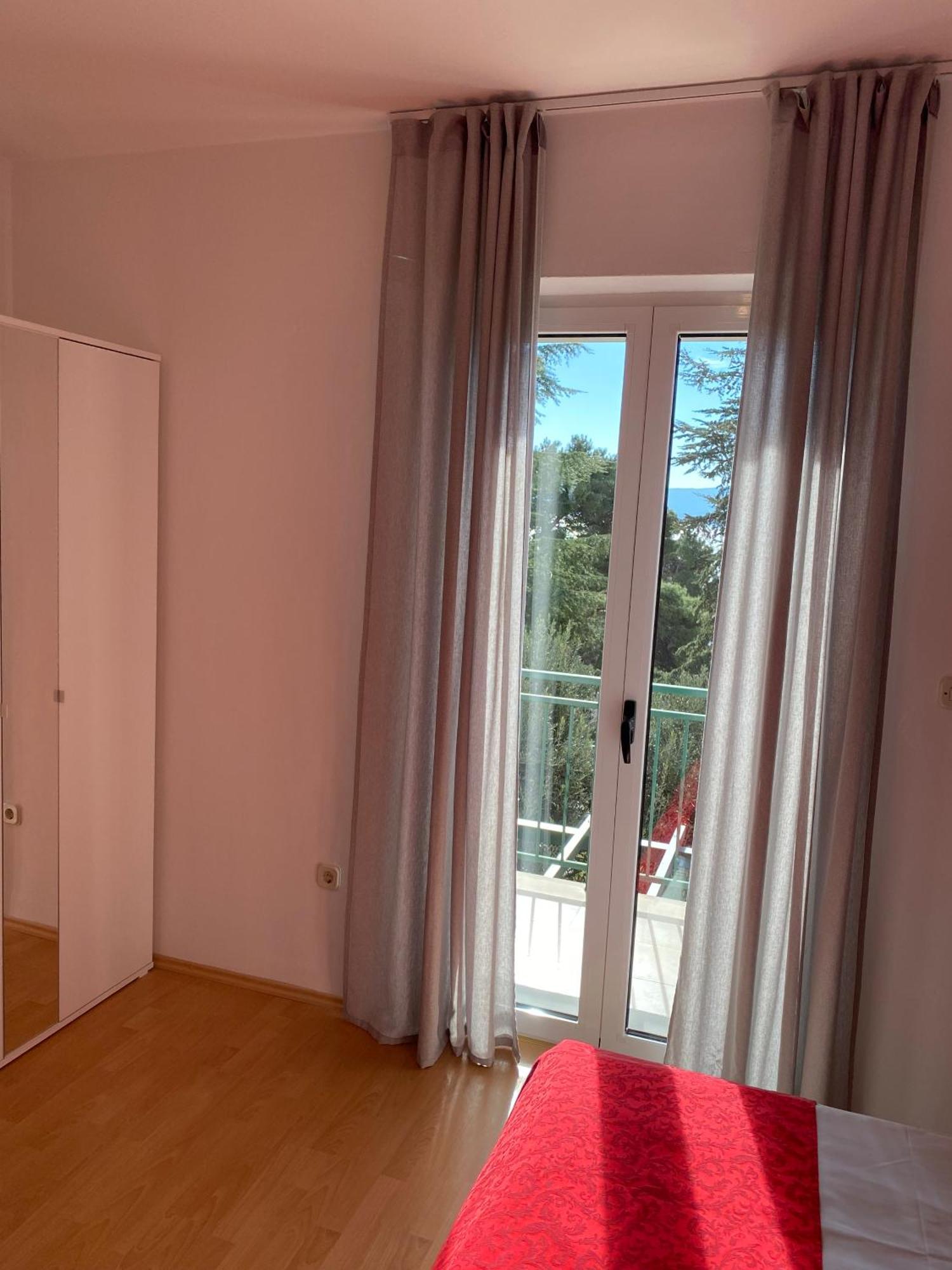 Villa Jasmin Бол Экстерьер фото