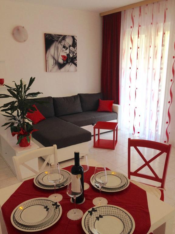 Villa Jasmin Бол Экстерьер фото
