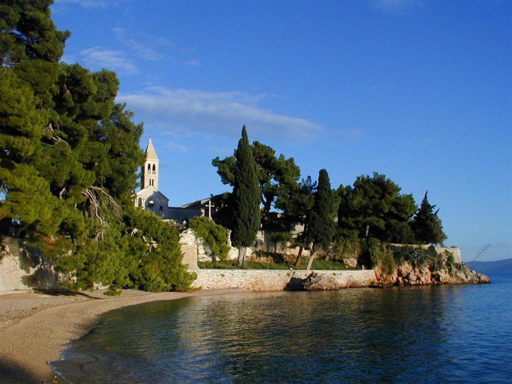 Villa Jasmin Бол Экстерьер фото